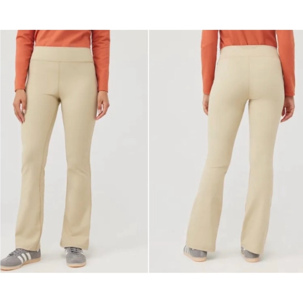 Outdoor Voices FrostKnit Flare Pant in Mojave Size Small